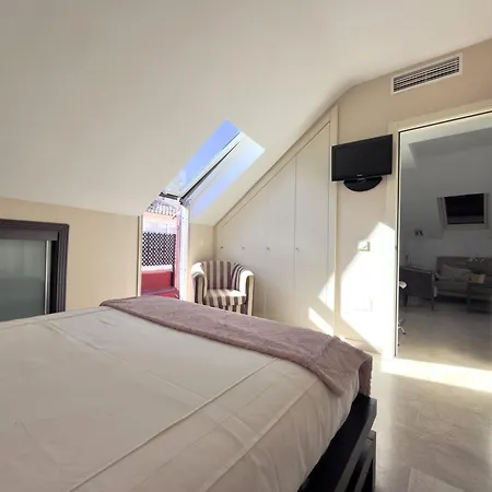 ático En Centro Junto A La Playa Apartamento Fuengirola