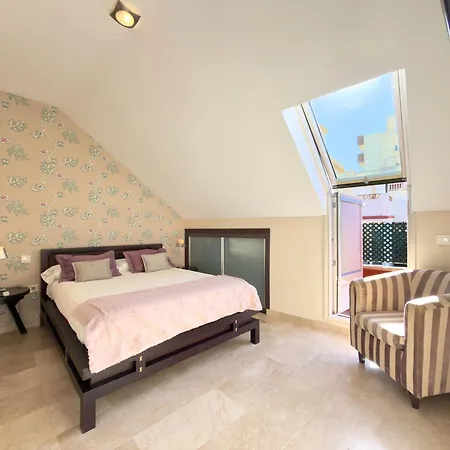 Apartamento ático En Centro Junto A La Playa Fuengirola