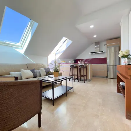 ático En Centro Junto A La Playa Apartamento Fuengirola
